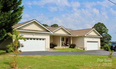 /international/us/34-duncan-road-flat-rock-nc-110100499415/