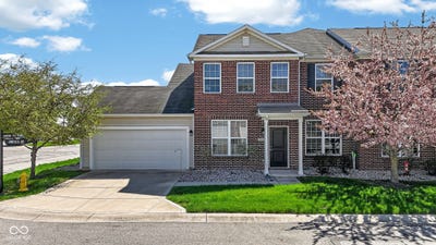 /international/us/9697-angelica-drive-noblesville-in-110107393059/