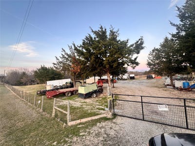 /international/us/8041-telegraph-road-quinlan-tx-110106177481/