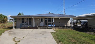 /international/us/14951-e-main-street-cut-off-la-110103045770/