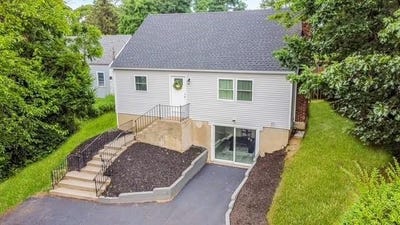 /international/us/122-vernon-valley-road-east-northport-ny-110097112388/?lang=en