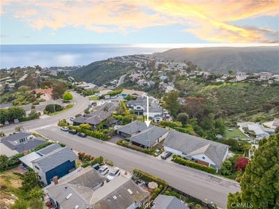 /international/us/3019-cresta-way-laguna-beach-ca-110120718495/