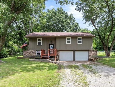 /international/us/181-se-421-road-warrensburg-mo-110109210678/