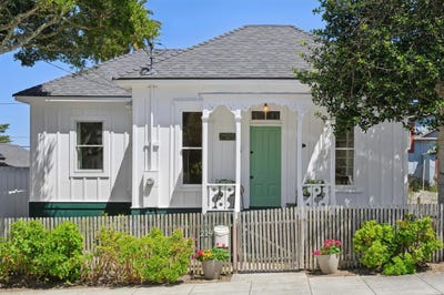 /international/us/219-willow-st-pacific-grove-ca-110108614296/