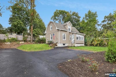 /international/us/567-s-broad-street-glen-rock-nj-110107612966/
