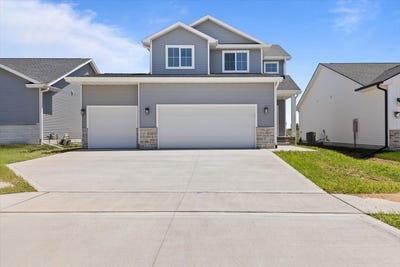 /international/us/108-s-valley-view-drive-norwalk-ia-110097170146/