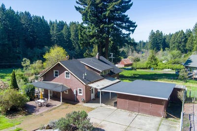 /international/us/581-redmond-road-freshwater-ca-110098759828/
