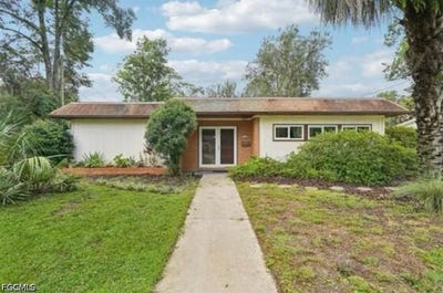 /international/us/711-ne-6th-pl-gainesville-fl-110108607043/