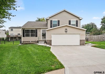 /international/us/13526-westport-circle-bellevue-ne-110120086535/