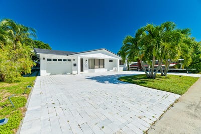 /international/us/721-se-5th-court-pompano-beach-fl-110120803479/