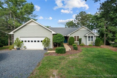 /international/us/116-fox-run-court-west-end-nc-110099686526/
