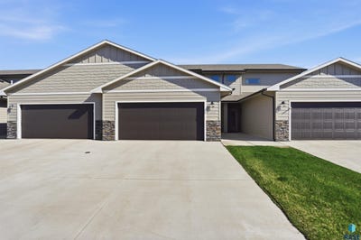 /international/us/3626-e-siasconset-pl-sioux-falls-sd-110108999521/