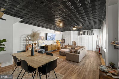 /international/us/155-jamestown-street-philadelphia-pa-110107576018/