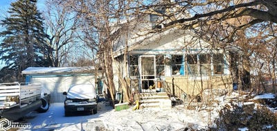 /international/us/134-main-street-rowan-ia-110105288059/
