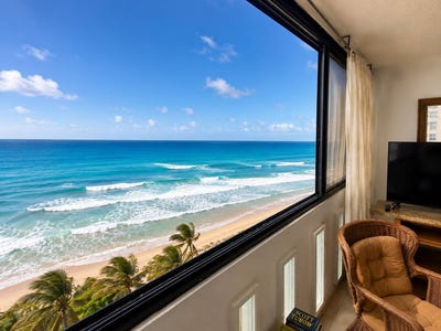 /international/pr/1479-ashford-ave-condado-del-mar-san-juan-san-juan-110107827046/