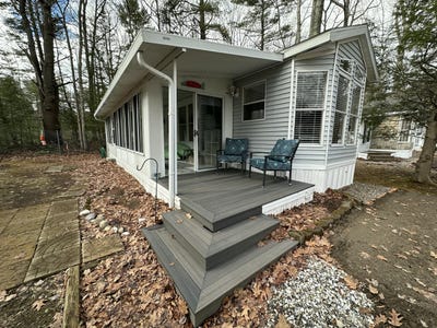 /international/us/150-chapel-road-wells-me-110107400994/