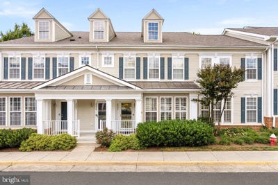 /international/us/20257-macglashan-terrace-ashburn-va-110101005983/