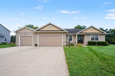 /international/us/19638-bluestem-lane-goshen-in-110110046929/