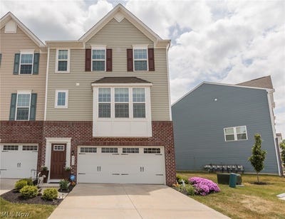 /international/us/4033-n-steels-circle-cuyahoga-falls-oh-110108710694/