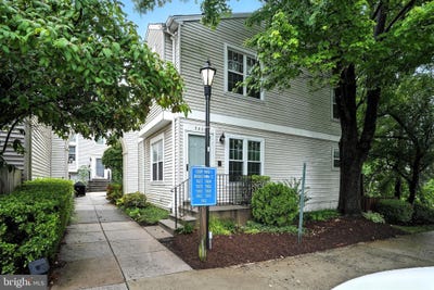 /international/us/5800-bridgetown-court-burke-va-110101429339/?lang=de