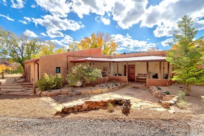 /international/us/3159-state-highway-96-coyote-nm-110092230576/