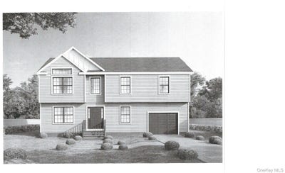 /international/us/130-center-street-holbrook-ny-110109667998/