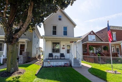 /international/us/1606-rhomberg-dubuque-ia-110101210873/