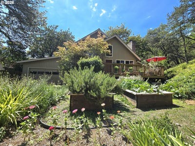 /international/us/728-nw-morrison-ave-myrtlecreek-or-110101521019/