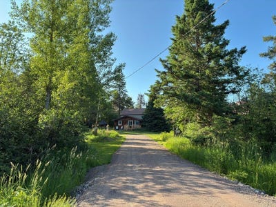 /international/us/4634-town-hall-rd-hurley-wi-110100400992/