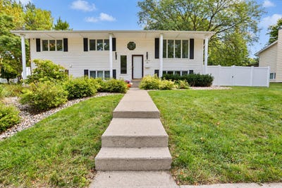 /international/us/1703-s-7th-street-aberdeen-sd-110119967147/