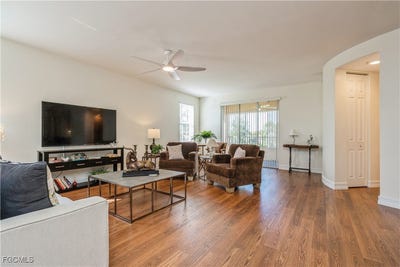 /international/us/1141-van-loon-commons-circle-cape-coral-fl-110105087466/