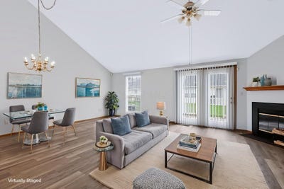 /international/us/1000-oak-bay-drive-galloway-oh-110108978357/