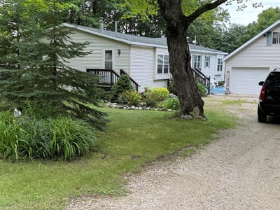 /international/us/e21666-ridge-rd-grand-marais-mi-110100942347/