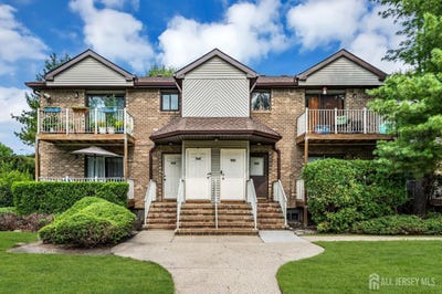 /international/us/4103-birchwood-court-north-brunswick-nj-110119595086/