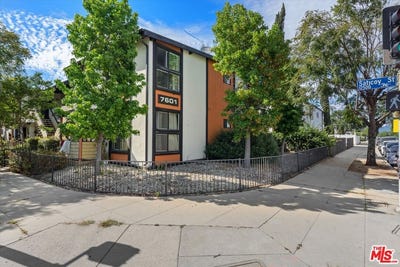 /international/us/7601-whitsett-ave-north-hollywood-ca-110107664398/