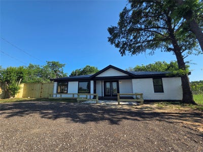 /international/us/912-w-main-street-quinlan-tx-110108296675/