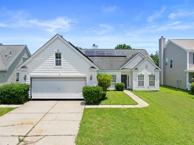 /international/us/7211-wistling-godwit-way-hanahan-sc-110108496692/