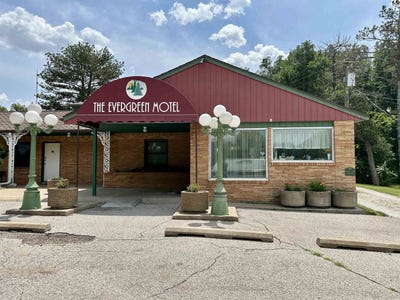 /international/us/20001-w-us-highway-54-pratt-ks-110108753756/