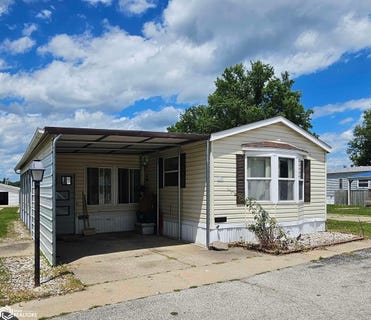 /international/us/807-flagship-creston-ia-110108988696/