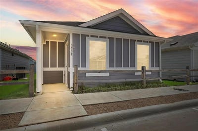 /international/us/8631-cottage-creek-drive-fort-worth-tx-110101027619/