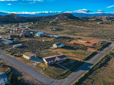 /international/us/480-s-500-w-escalante-ut-110105033680/