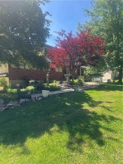 /international/us/25401-lone-pine-drive-cleveland-mo-110105482306/