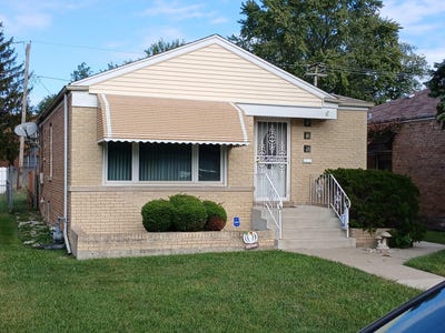 /international/us/215-w-146th-street-riverdale-il-110106853124/