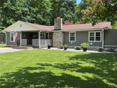 /international/us/159-country-creek-drive-pickens-sc-110109189315/