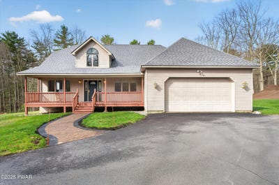 /international/us/117-stone-ridge-lane-milford-pa-110107459620/