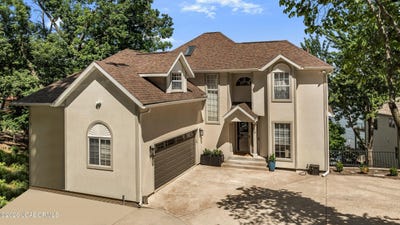 /international/us/18-valencia-drive-lake-ozark-mo-110108577706/