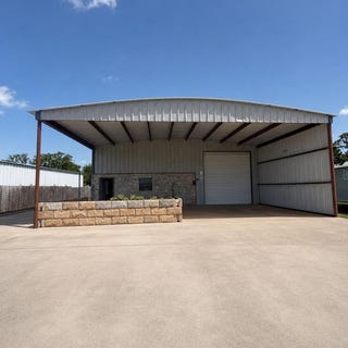 /international/us/1360-highway-71-w-bastrop-tx-110109193506/