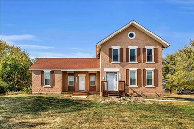 /international/us/2400-oberlin-avenue-lorain-oh-110103498746/