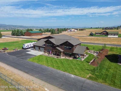 /international/us/95-w-fairchild-street-afton-wy-110119490853/