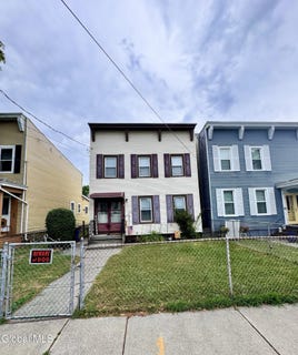 /international/us/4-aiken-avenue-rensselaer-ny-110100927273/